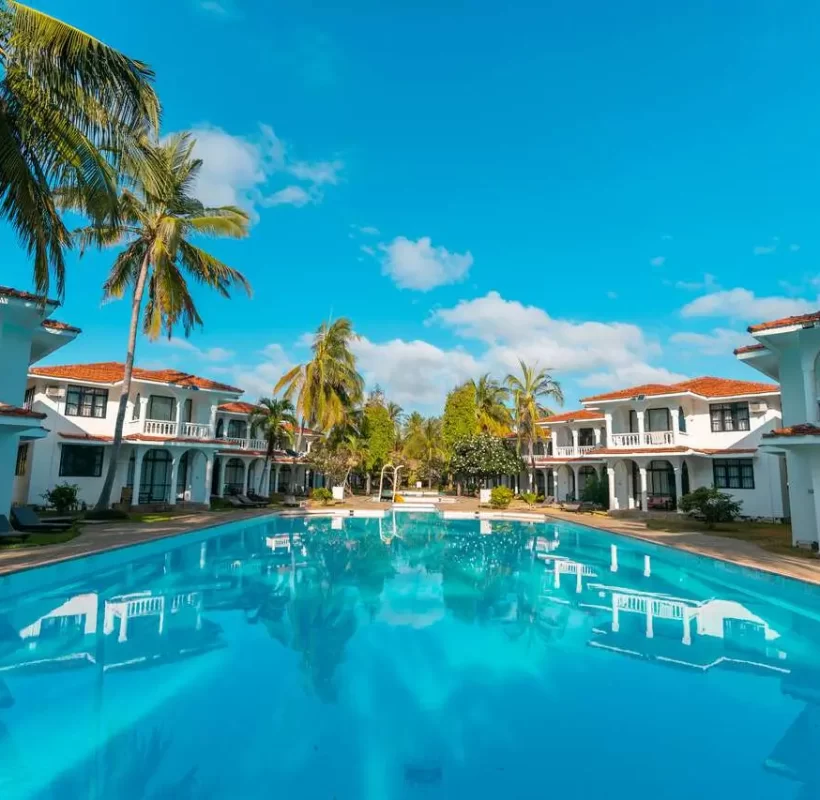 diani-mombasa-kenya-travel-luxury-tours